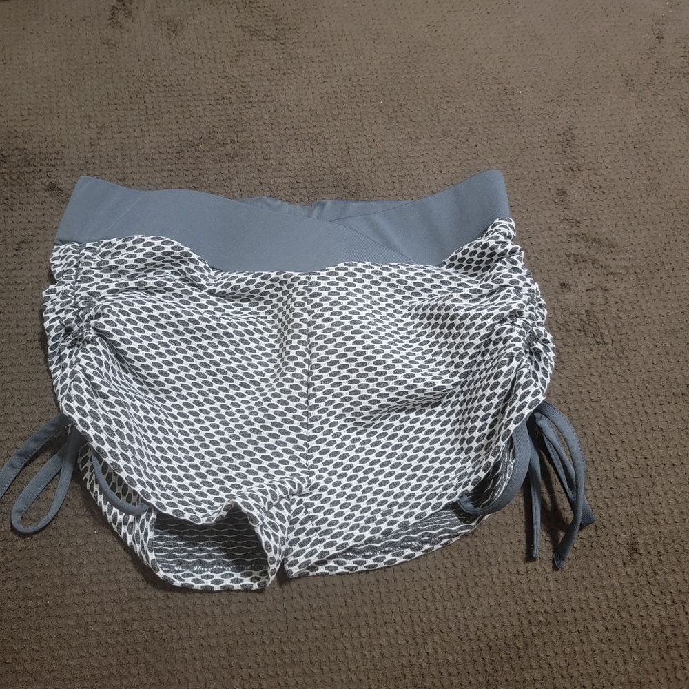 Booty lifting Shorts